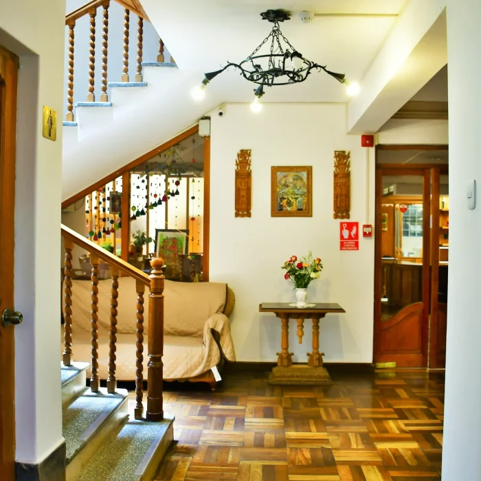 centenarioinn-lobbys